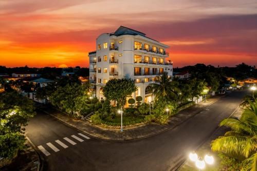JM Hoi An Beach Hotel